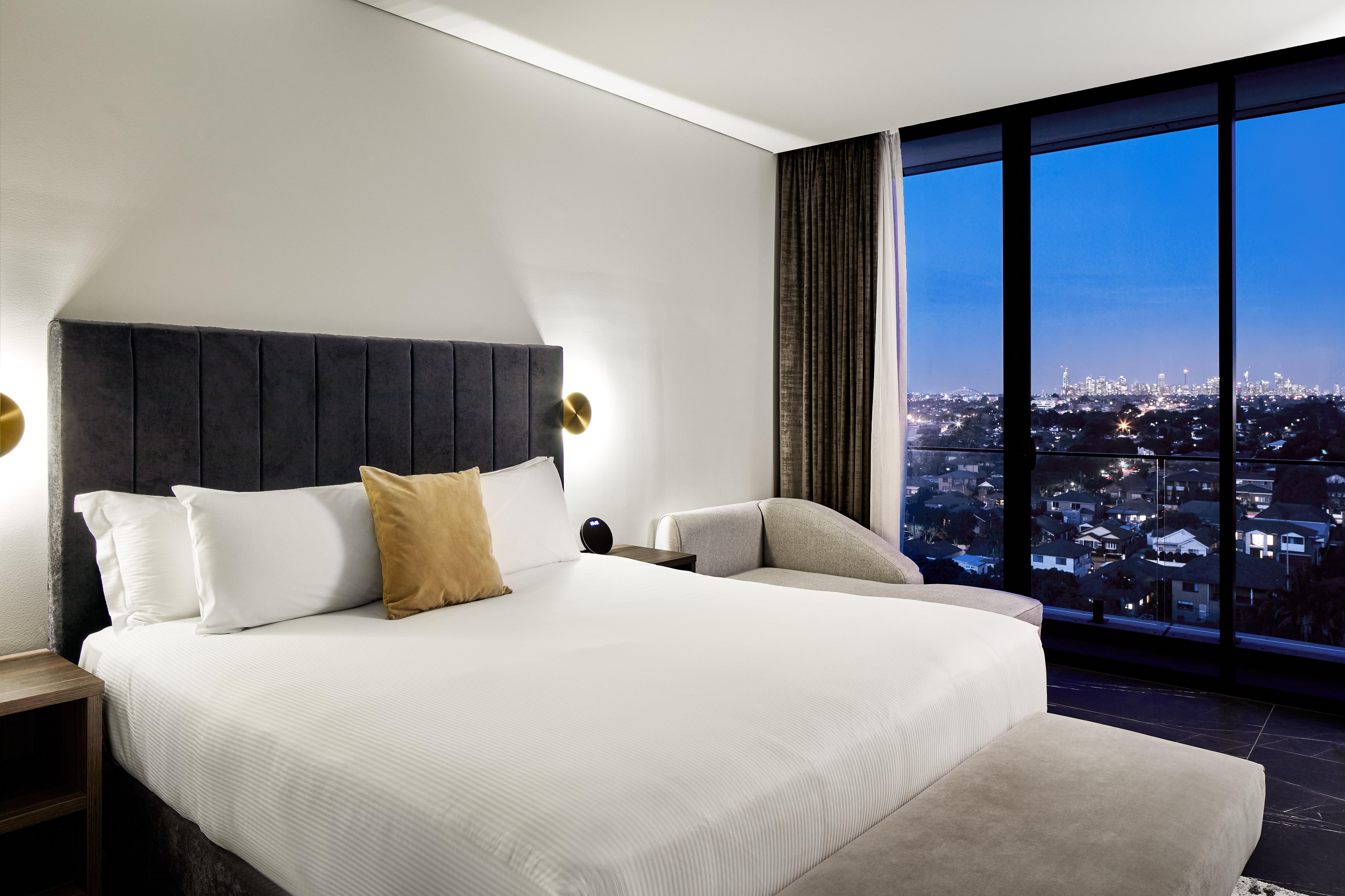 Hotel Crowne Plaza Sydney Burwood By Ihg Esterno foto