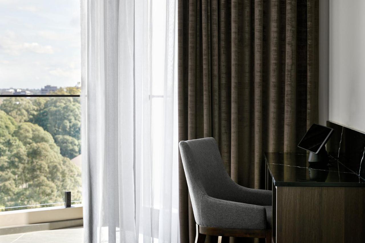 Hotel Crowne Plaza Sydney Burwood By Ihg Esterno foto