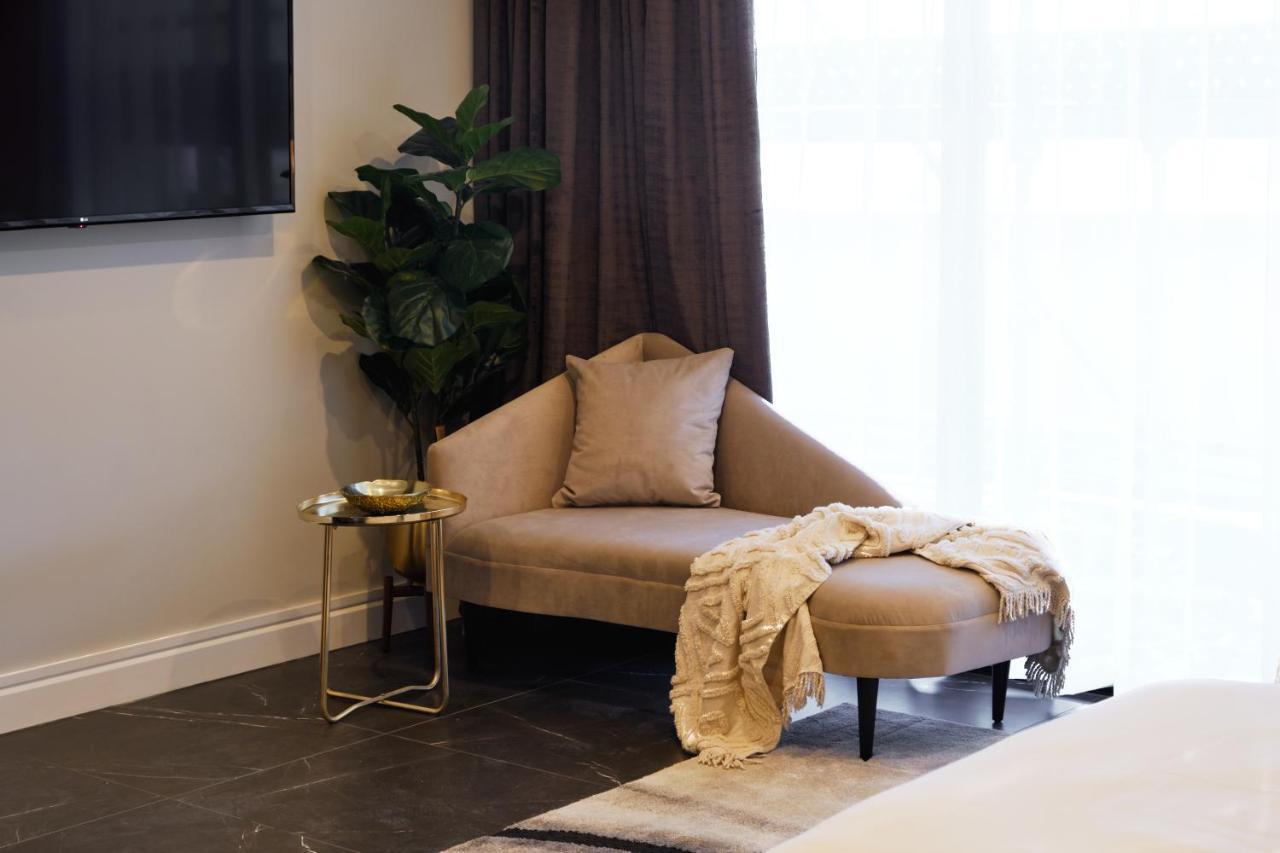 Hotel Crowne Plaza Sydney Burwood By Ihg Esterno foto